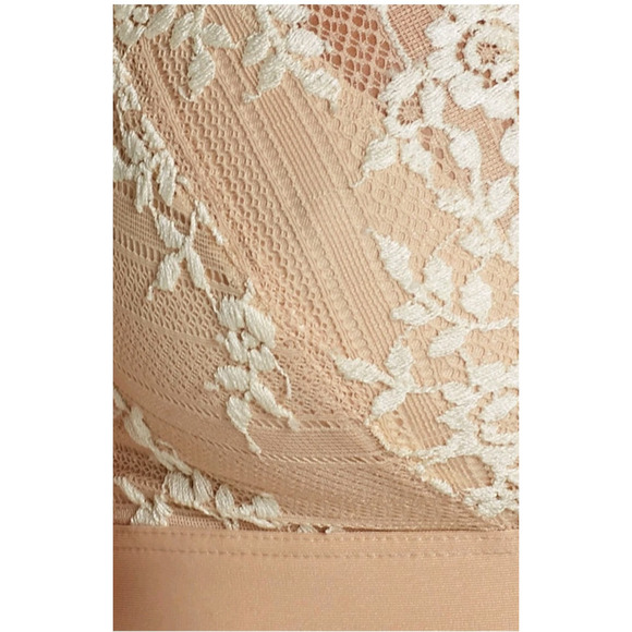 Wacoal Embrace Lace Soft Cup Wireless Bra 852191 Women’s Size 34 Nude/Ivory - Picture 2 of 8